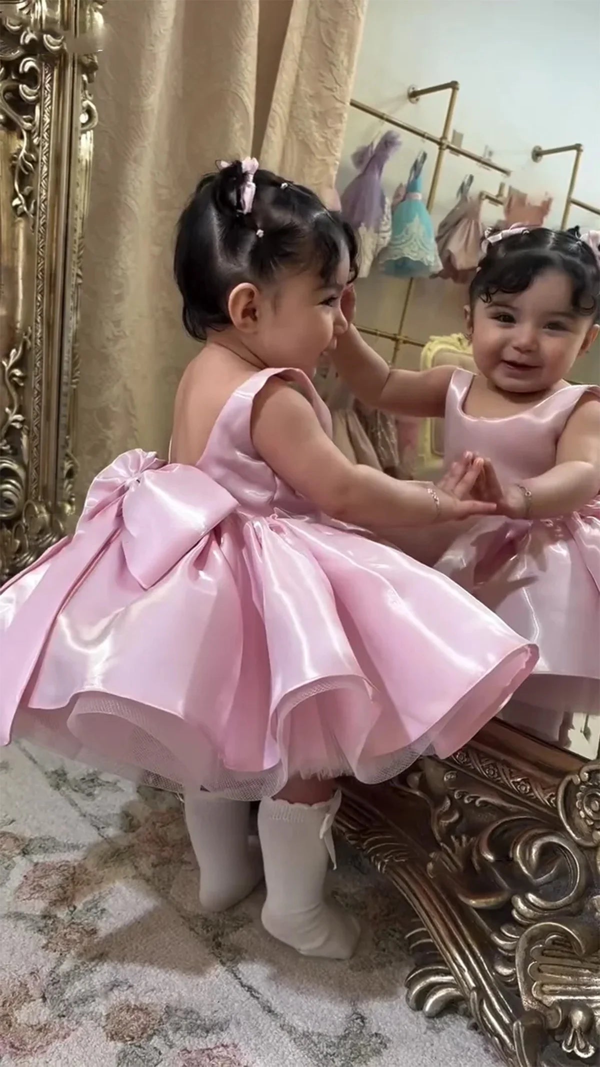 Wedding Mini Flower Girl Dress 2026 Satin Sleeveless Backless Bow Short Tutu Dress Baby Princess Dress Formal Party Dress Custom