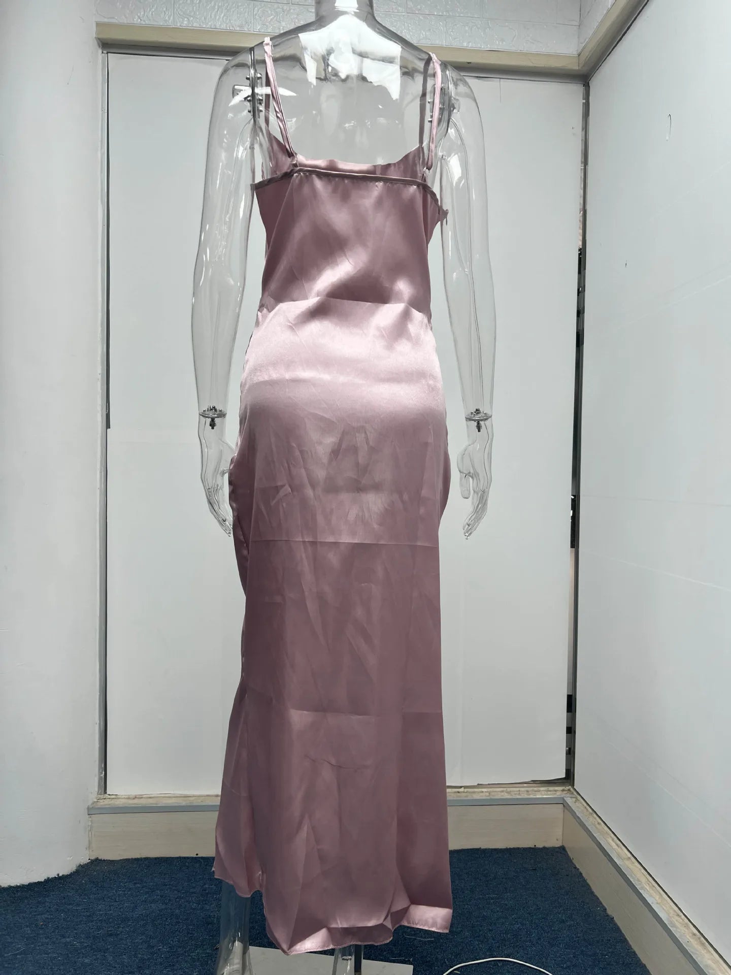 Women's Spring New Strap Women's Dress, European and American High End Sexy Spicy Girl, Low Cut Satin Split Back