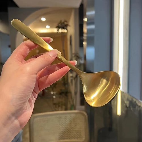 2 Cucharas Grandes de Acero Inoxidable Dorado, para Olla Caliente, Sopa, Gachas - Mangos Largos, Utensilios Elegantes de Cocina y Comedor, Cuchara