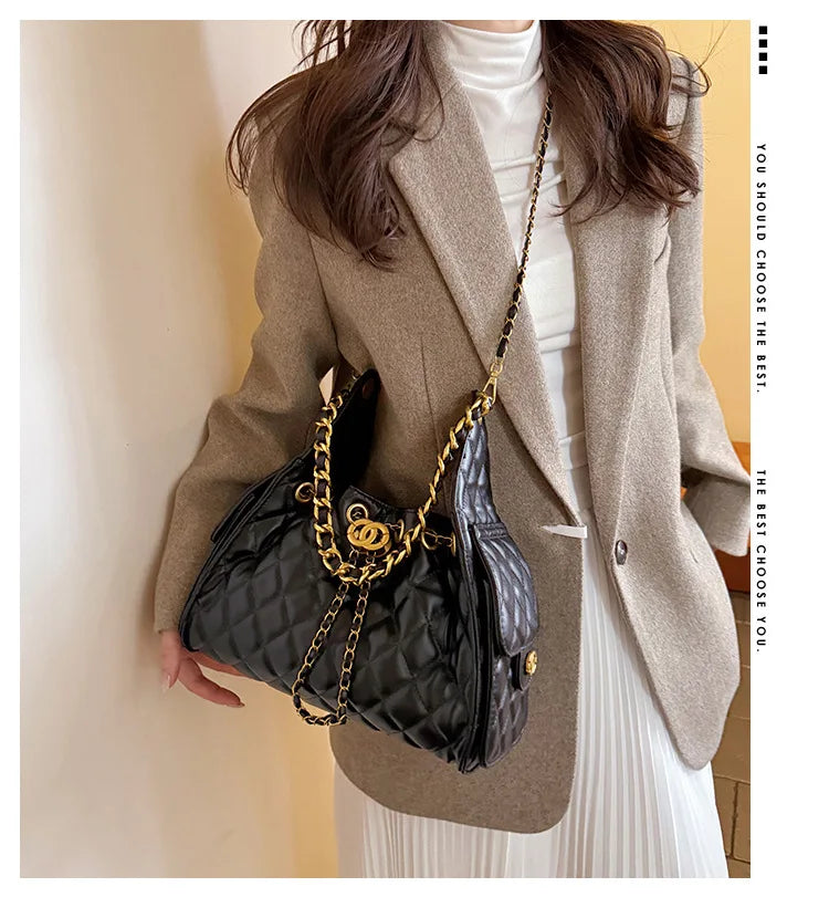 Quilted shoulder underarm bag, large-capacity hobo bag, bucket drawstring chain crossbody bag, women's handbag