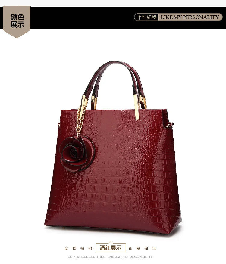 2025 New Patent Leather Women's Bag Striped Handbag Women's Crossbody Shoulder Bag Shell Bag Large Capacity Outdoor Travel