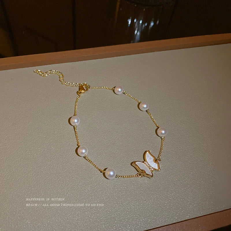 Trendy Lady Bracelet Alloy Women'S Love Butterfly Hand Jewelry Accessories Casual Bracelet Chain Gifts For Friends