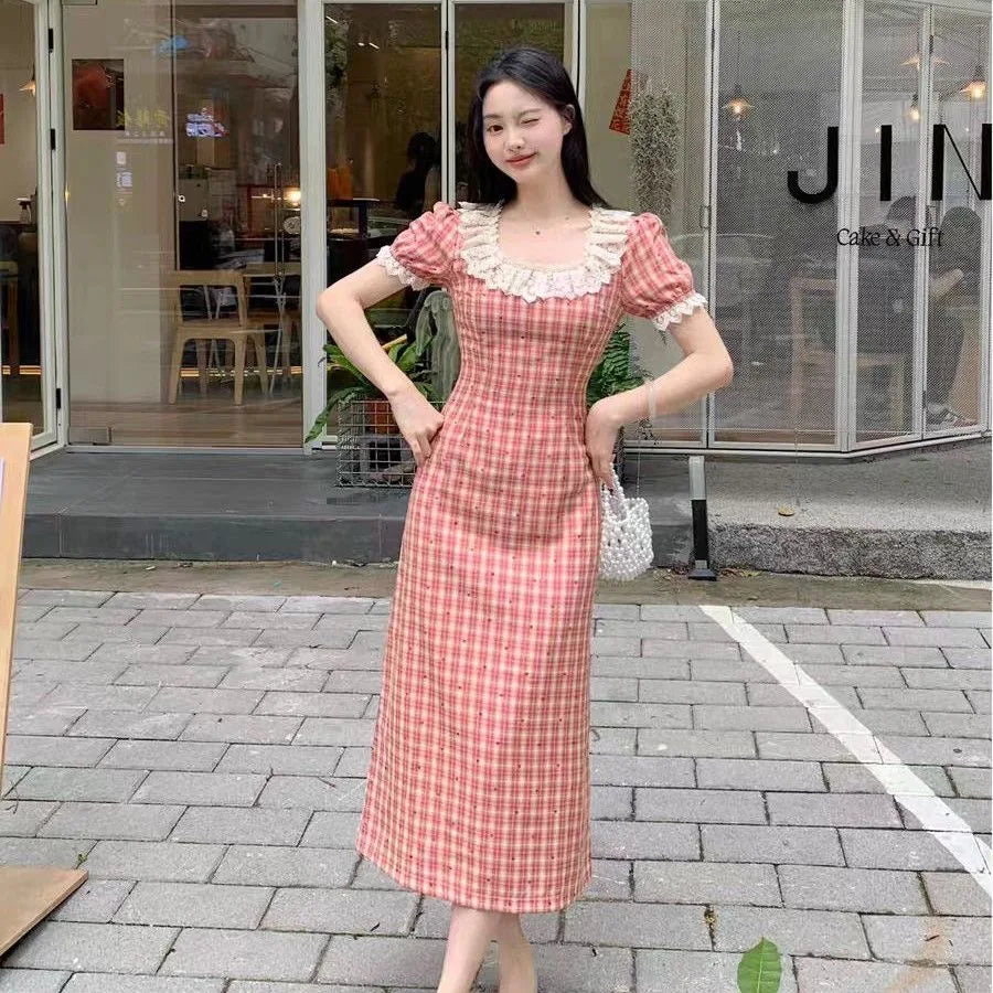 Retro Square Collar Red Plaid Heart Women's Dress plus Size Floral Trim Slimming Skirt High Waist Bubble Sleeve Summer Dress