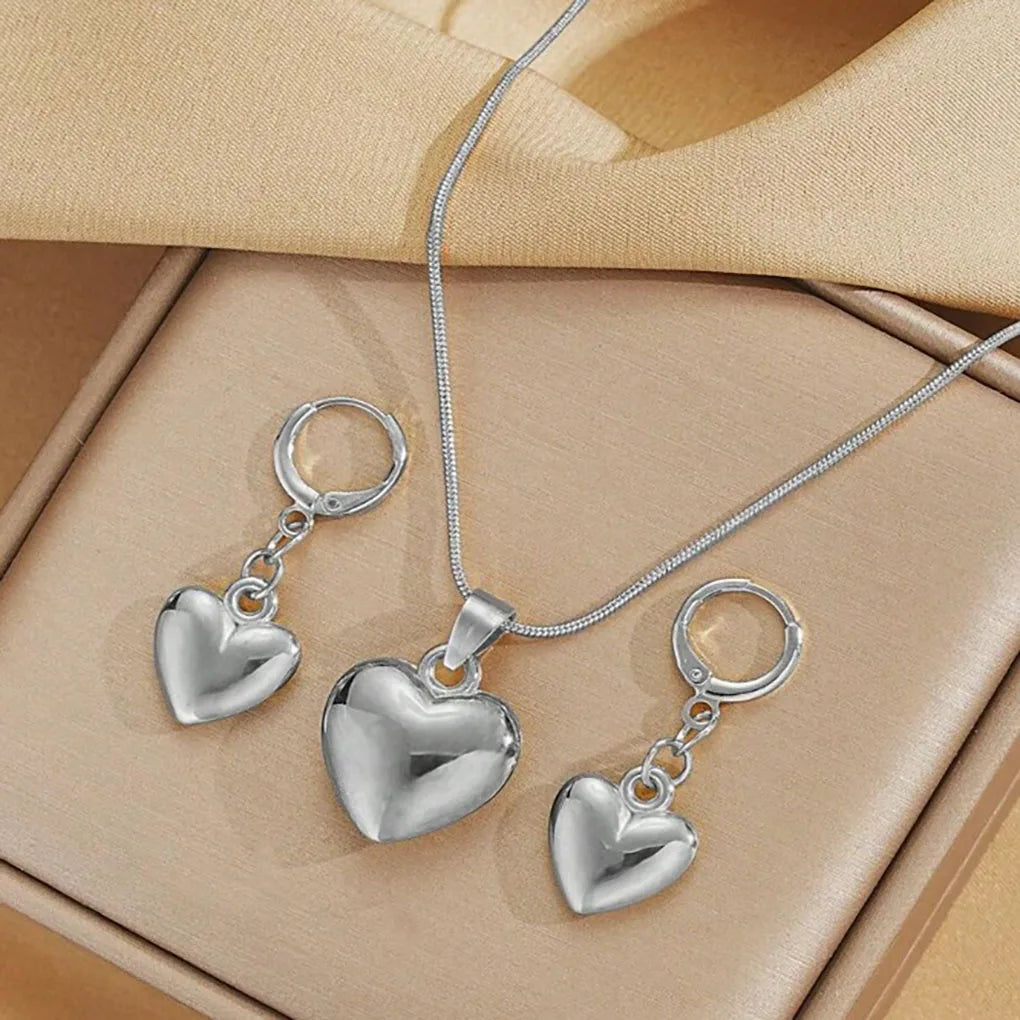 Glossy Gold Plated Metal Love Heart Dangle Earrings Necklace Jewelry Set For Women'S Dainty Daily Wear Outfit Accessories