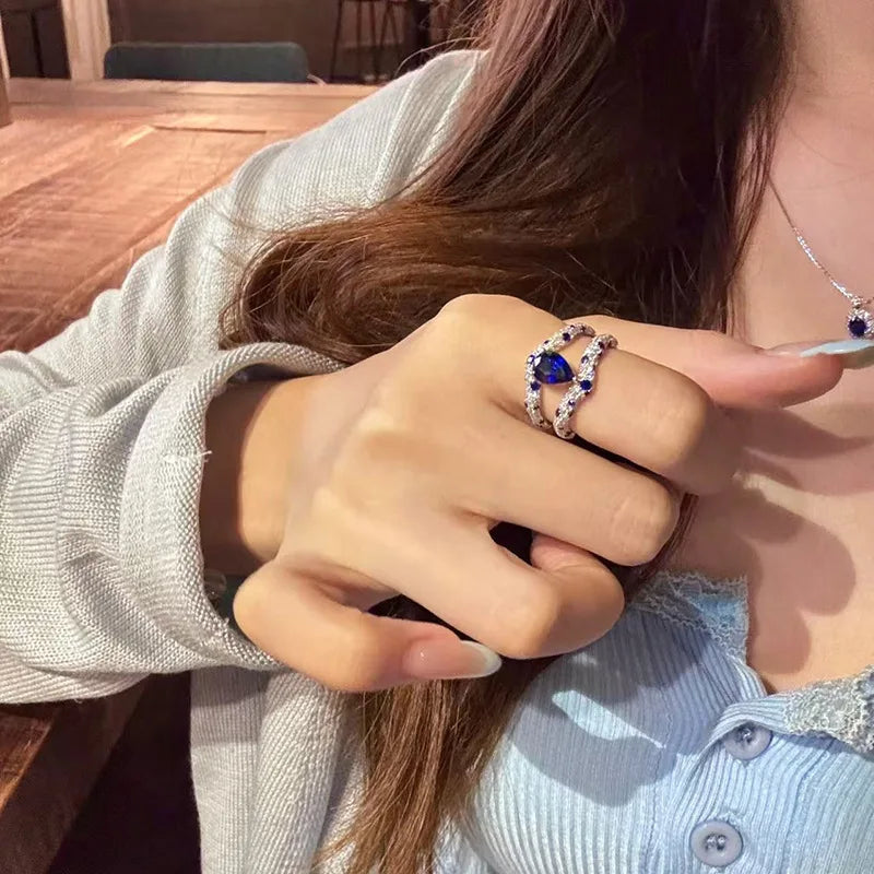 Light luxury and high-end dual color blue droplet gemstone rings for women exquisite inlay diamonds fashion ring wedding jewelry
