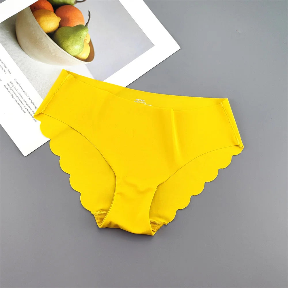 3Pcs/set Ruffle Cut Ice Silk Seamless Underwear Women Plus Size Thin Panties Drop Waist Hip Lift Briefs Female Underpants