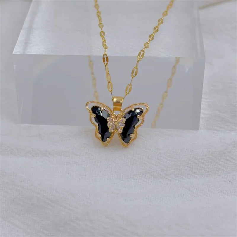 Fashionable European and American Micro-inlaid Cute Butterfly Necklace Classic Retro Light Luxury Stainless Steel Clavicle Chain