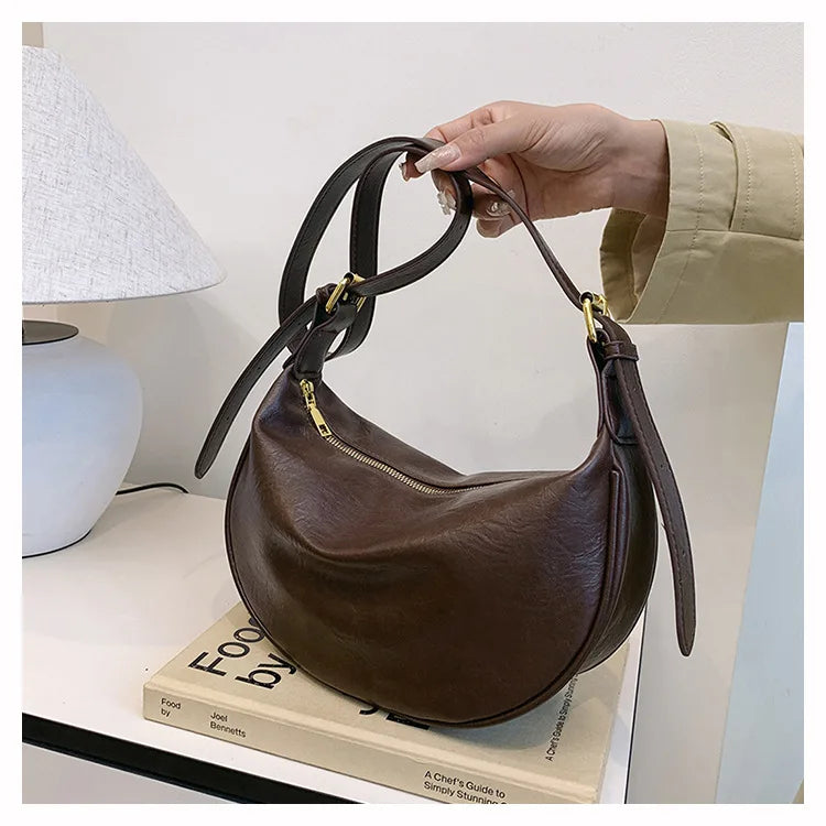 Women Vintage Soft Leather Dumpling Bag Fashion Adjustable Strap Crossbody Bag Large Capacity Crescent Shoulder Purse for Daily