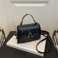 Casual Retro Shoulder Bag Candy Color Large Capacity Crossbody Bag PU Material Street Trend Ladies Handbag