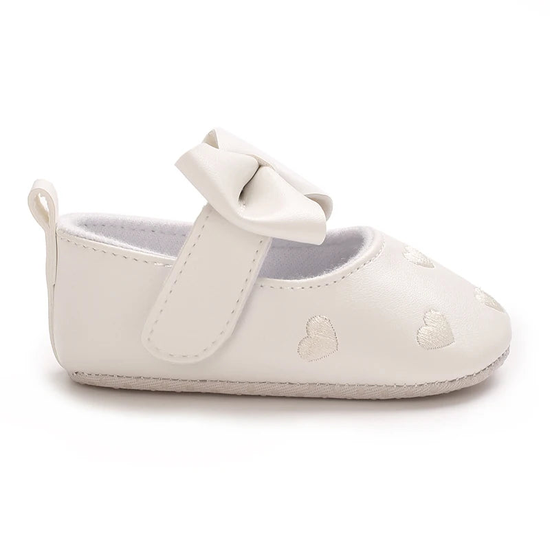 Baby Girl Classic Dress Shoes 0-18M Cute Bow Knot Heart First Walkers Soft Sole Comfortable Newborn Infant