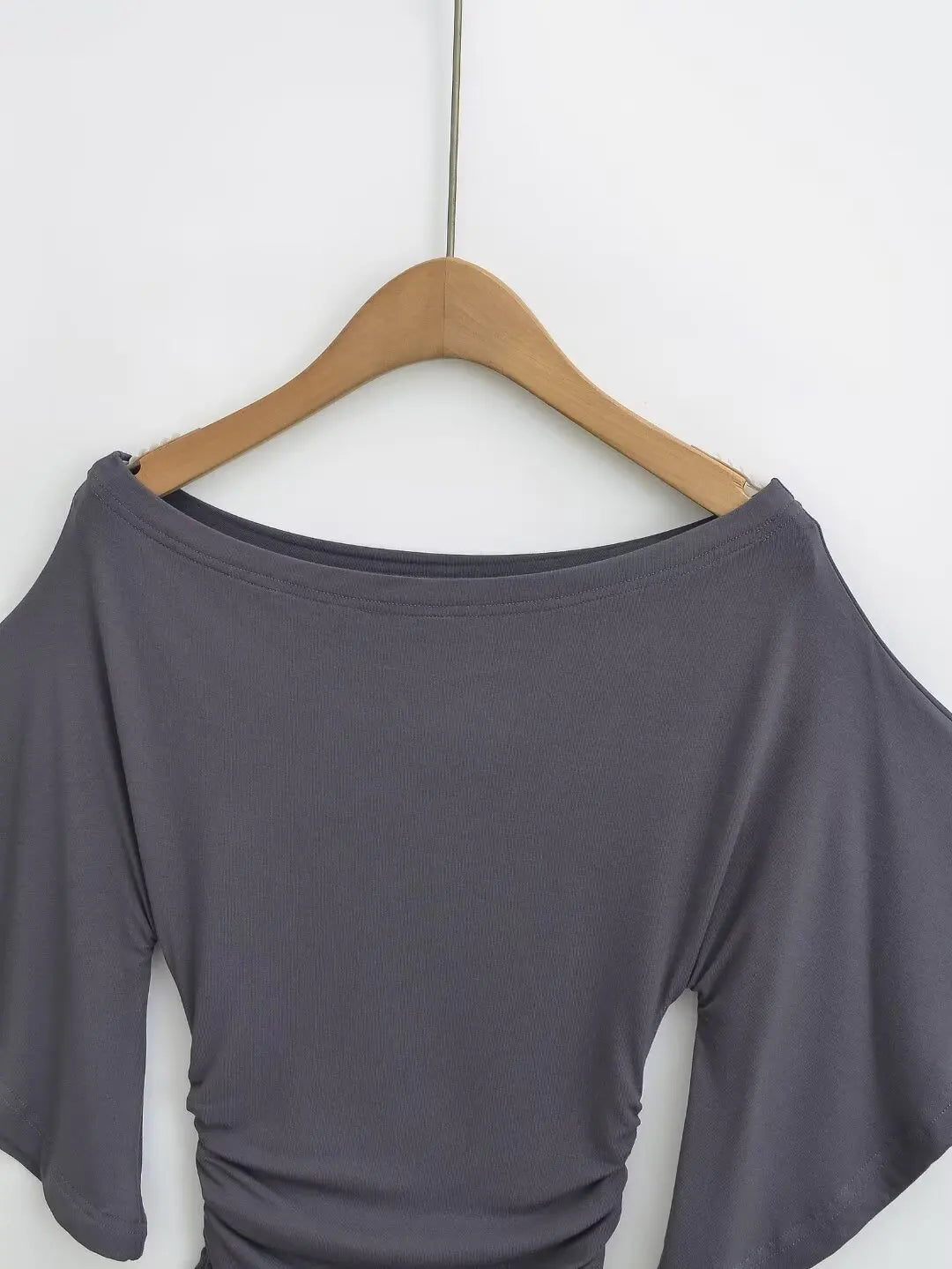 Korean style Women Summer Sexy Bat Sleeve Slash Neck Off Shoulder T-shirt Cinching Waist Solid Slim Top