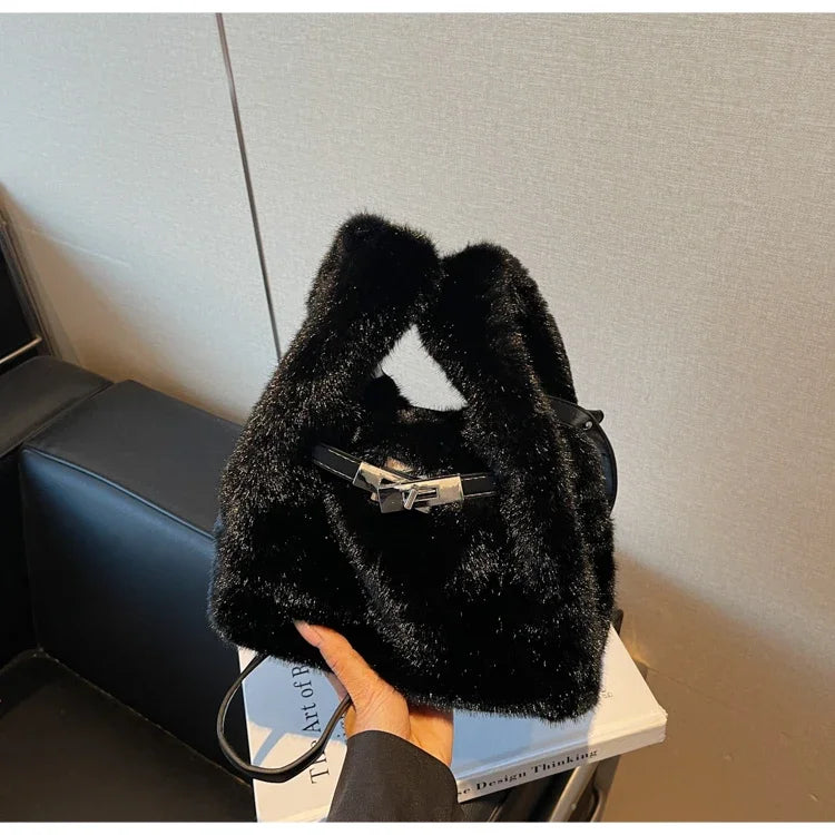 Fashionable Women's Bags Trend 2025 Faux Fur Shoulder Bags Plush Faux Mink Luxury Handbags Chic Crossbody Bag Solid Color Purses