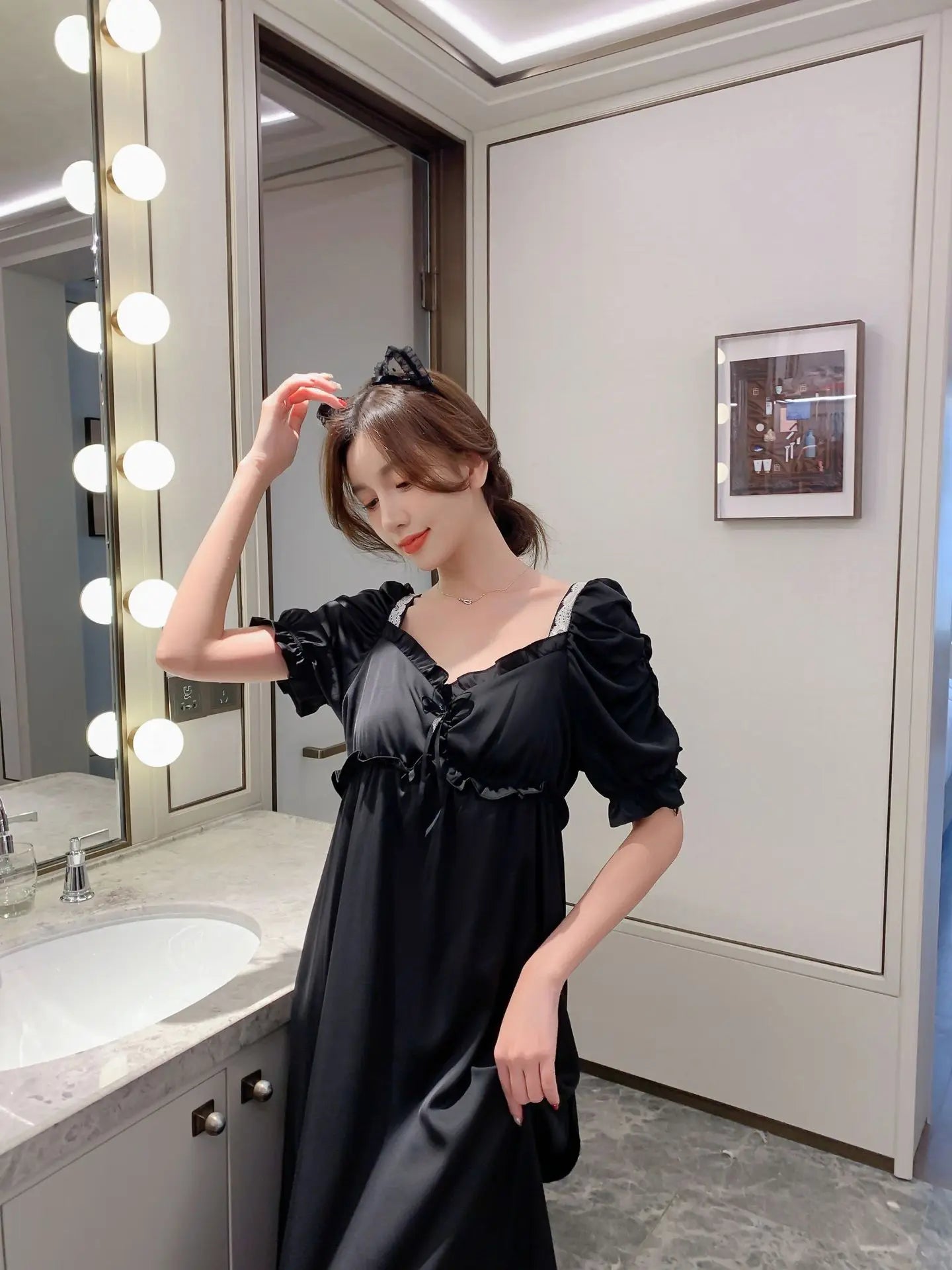 Satin Long Nightgown Women Sweet Lovely French Sleepwear Retro Silk Short Sleeve Sleepshirt Ladies Fashion Nightdress Home Dress