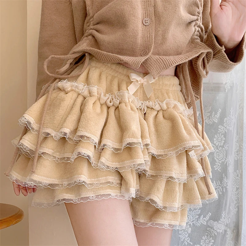 Autumn Velvet Bloomers Lolita Style Girls Cute Japan Sexy Lace Date Princess Pink Layer Puff Shorts Ruffles Lantern Small Pants