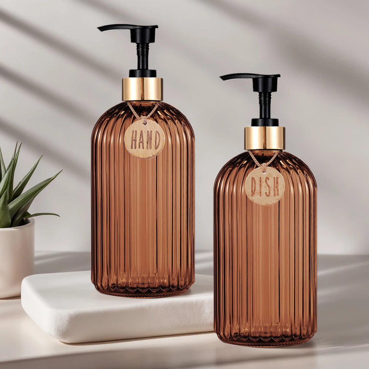 New Home Apartment Decoration Dish Soap Dispenser Bottle Reusable Hand Press Liquid Refill Bottle Kitchen Bathroom Soap Bottle