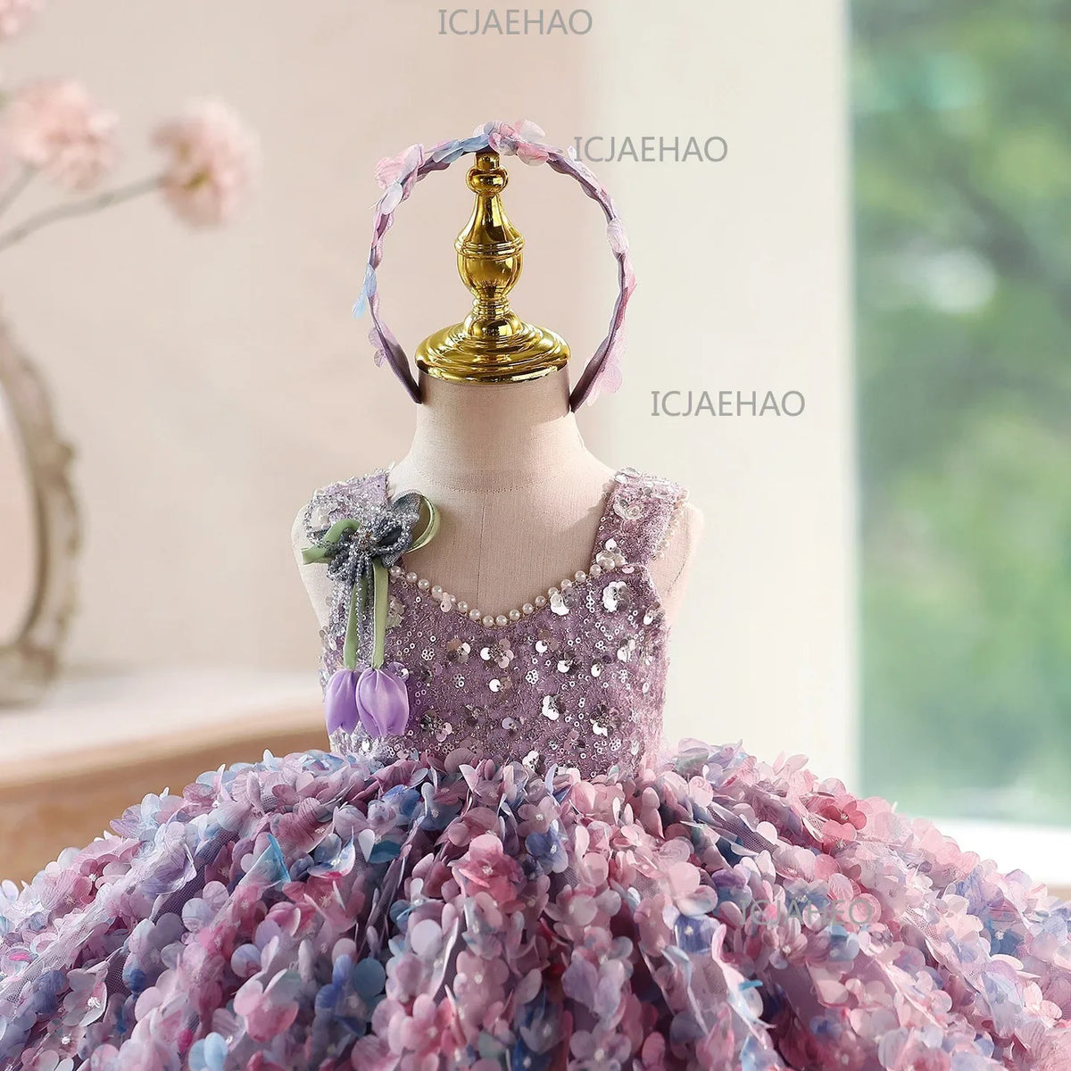 2026 Cute Sweet Purple Children Fashion Floral Sleeveless Kids Host Princess Gown Costume Girls Birthday Party Dress Summer New