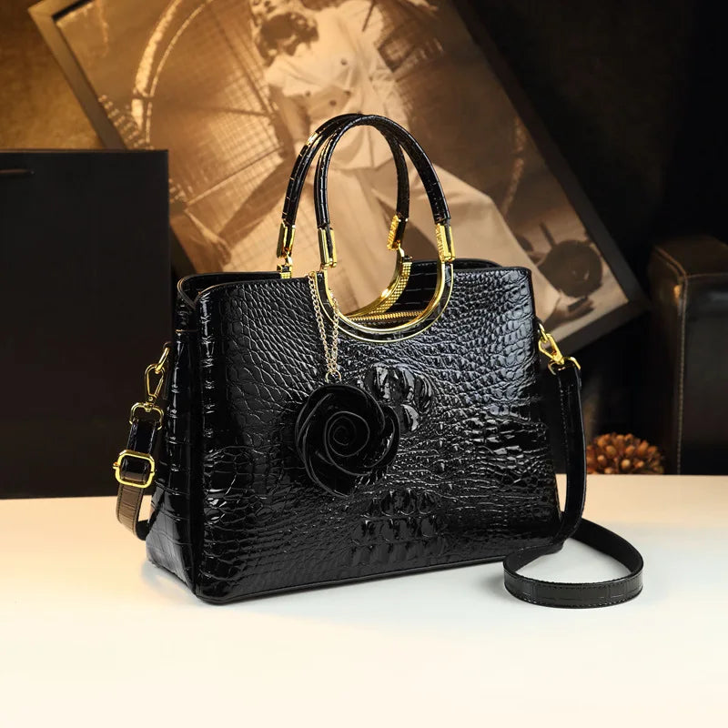 Elegant Leather Crocodile Pattern Wedding Handbag for Women Suitable for Bridal Events And Cheongsam Outfits European Vintage...