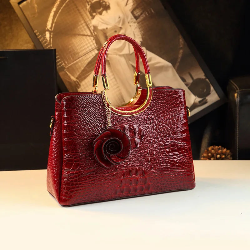 Elegant Leather Crocodile Pattern Wedding Handbag for Women Suitable for Bridal Events And Cheongsam Outfits European Vintage...