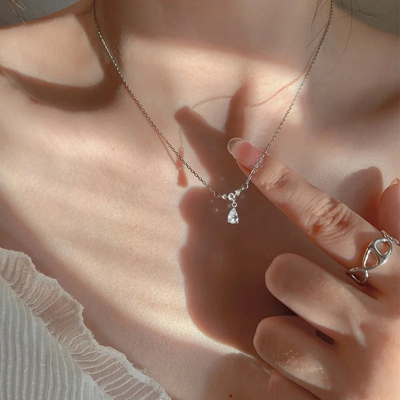 Sparkling Necklace Trendy Chain Choker for Women Fashion Brilliant Crystal Silver Plated Necklaces Accessories Jewelry Gift 2024