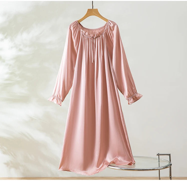 100% Mulberry Silk 16 momme Charmeuse Silk Purple Color Long Sleeve Sleep Dress Sleepwear Nightdress Nightgown QQ068