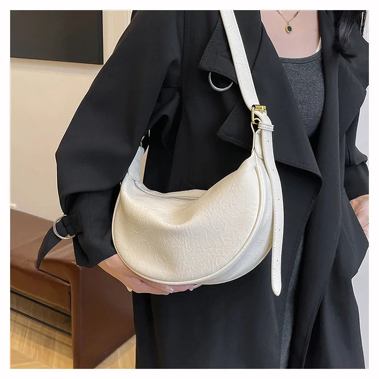 Women Vintage Soft Leather Dumpling Bag Fashion Adjustable Strap Crossbody Bag Large Capacity Crescent Shoulder Purse for Daily