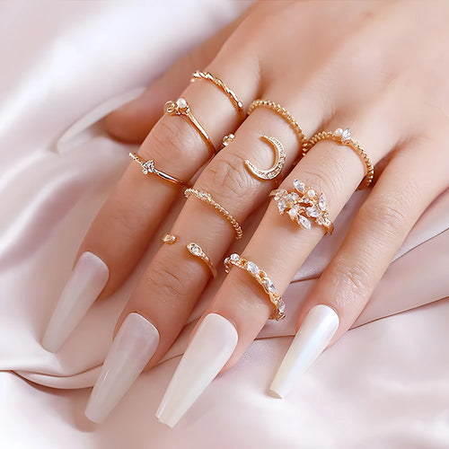 Boho Gold Ring Set For Women 10 Pieces Chain Rings Moon Star Leaves Jewelry Collection