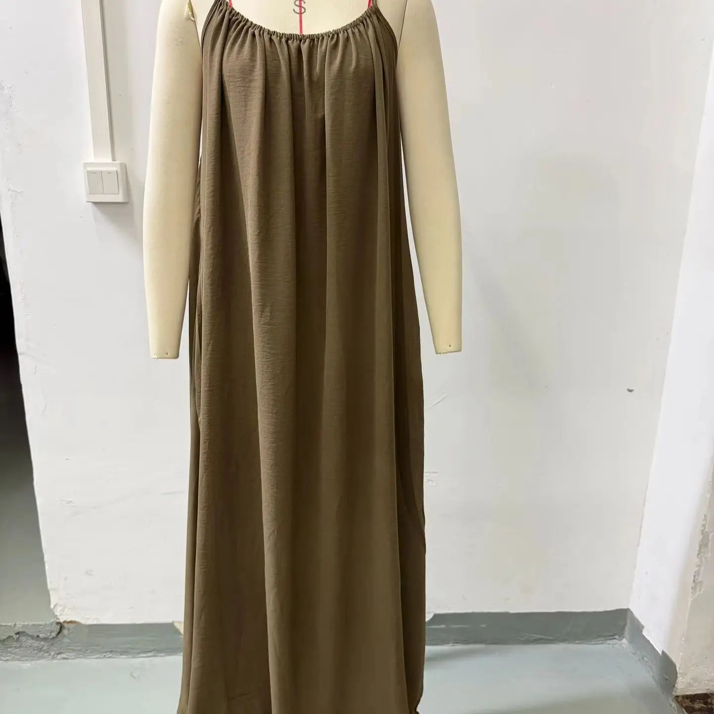 2026 Summer New Elegant Pure Color Strapless Maxi Dress Fashionable Gown for Women Elegant Simple Design Floor-Length Dress