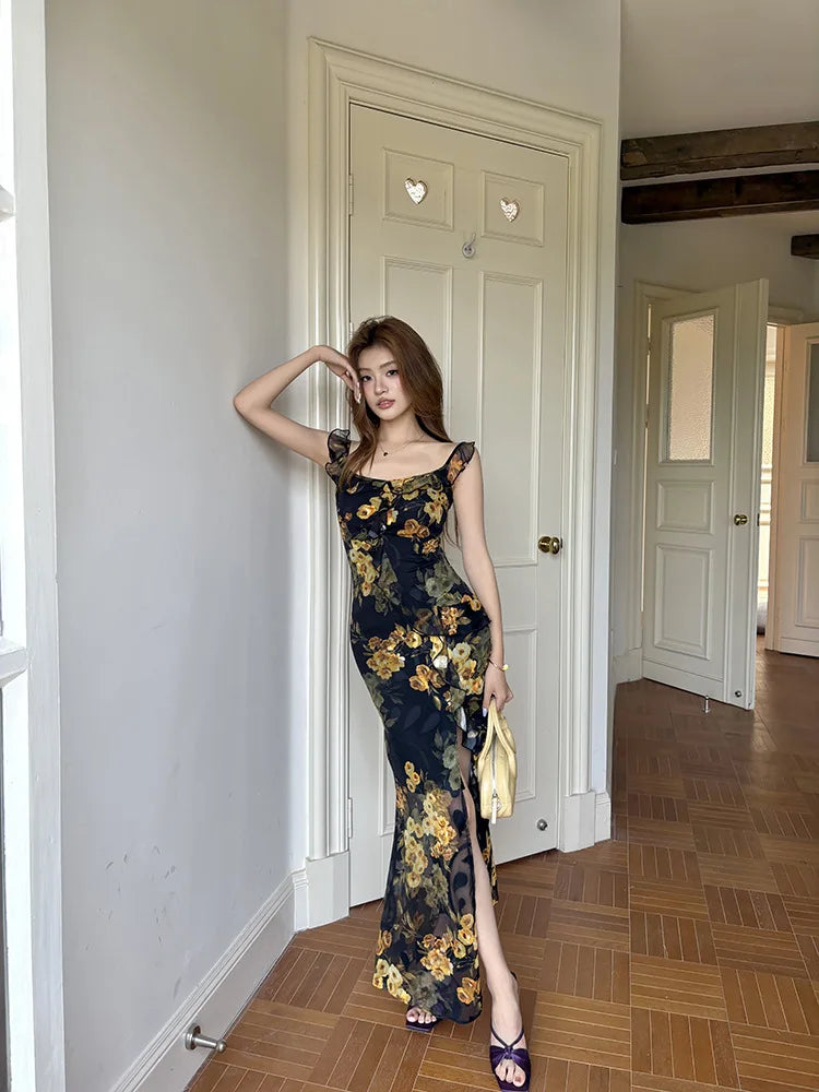 Summer 2026 Women's Long Sleeveless Dress Halter Neck Print Gauze Edge Split Fashionable Slim Fit Street Style High Waist