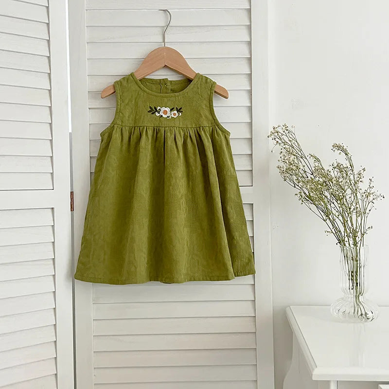 Round Neck Sleeveless Flower Embroidered Dress Korean Version Casual Clothes for Girls Aged 2-6 Fresh and Cute Summer New