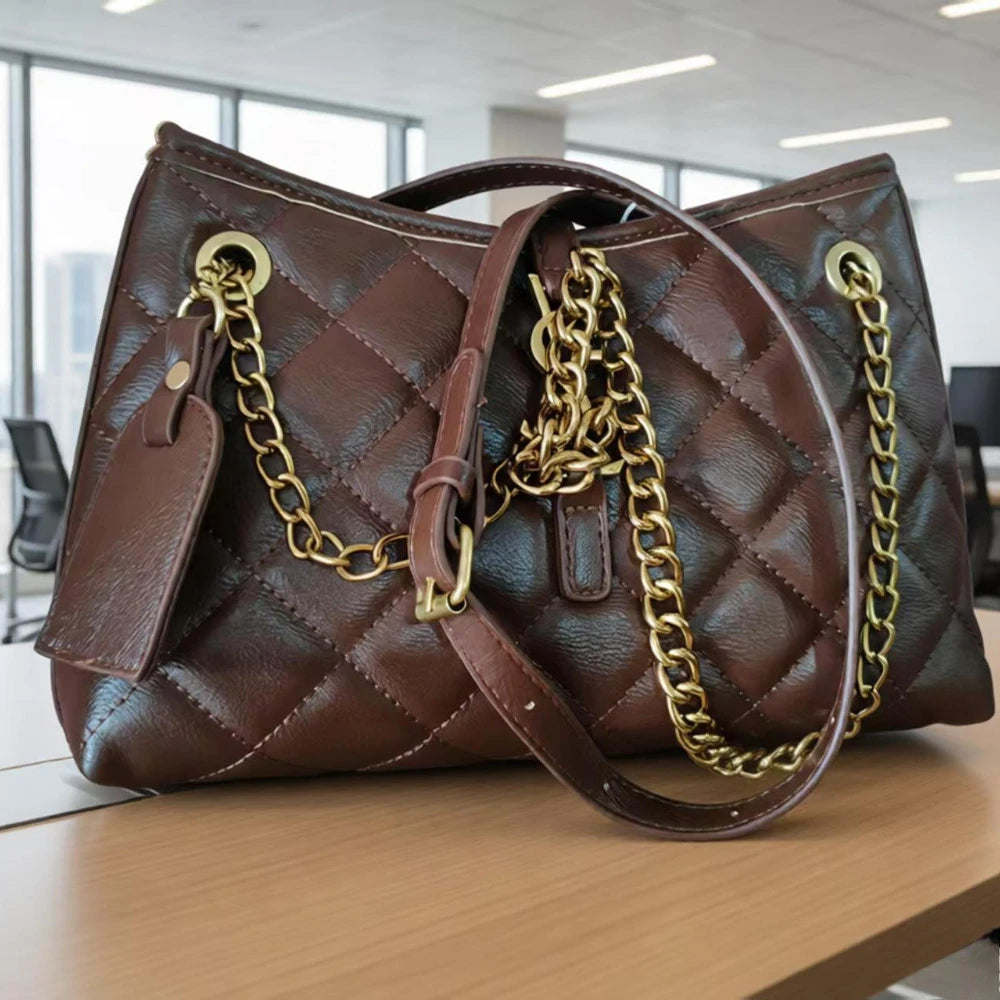 European Style This Year's New High-End Women's Diamond Grid Chain Bag Versatile for Work, Black Single Shoulder Crossbody Bag