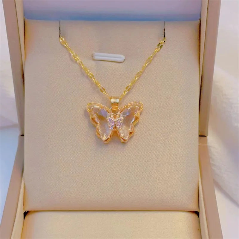Fashionable European and American Micro-inlaid Cute Butterfly Necklace Classic Retro Light Luxury Stainless Steel Clavicle Chain
