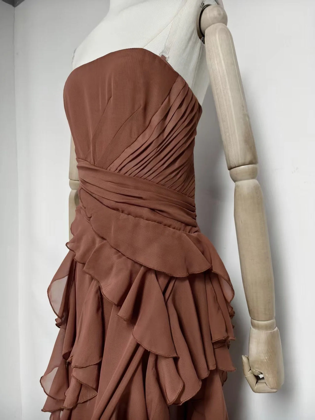 2026 Summer American Elegant Temperament Fashion Ruffled Splicing Sleeveless Strapless Irregular Split Chiffon Long Dress Women