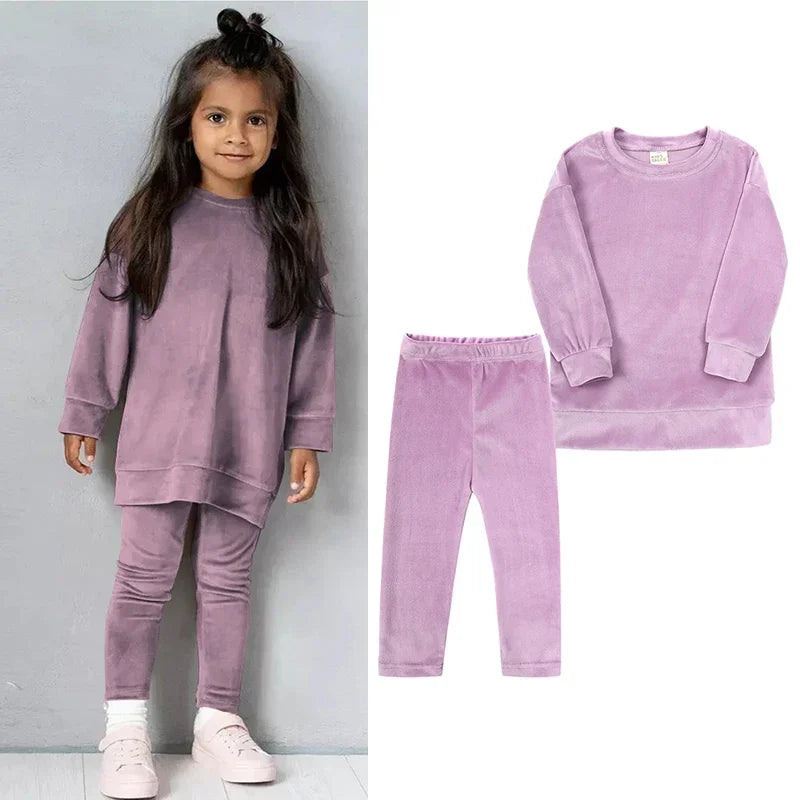 Kids Tales Unisex Velvet Sweatshirt and Pants Set - Thick Fleece