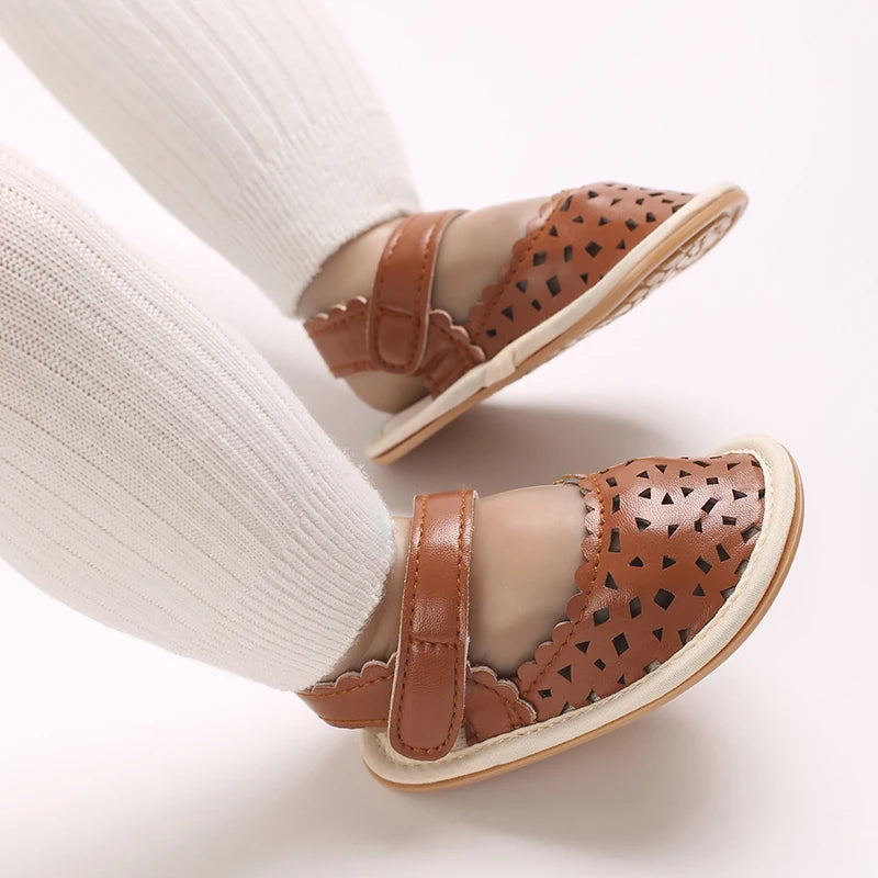 0-18M Baby Girls Summer Fashion Classic Minimalist Hollow Sandals Anti-Slip Casual Walking Shoes