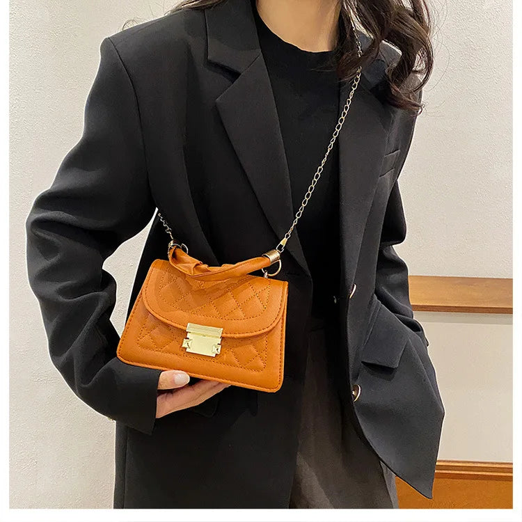 Elegant Women Quilted Top Handle Bags with Gold Chain Strap Ruched Handbag Fashion Lock Crossbody Bag Chic Mini Shoulder Purse