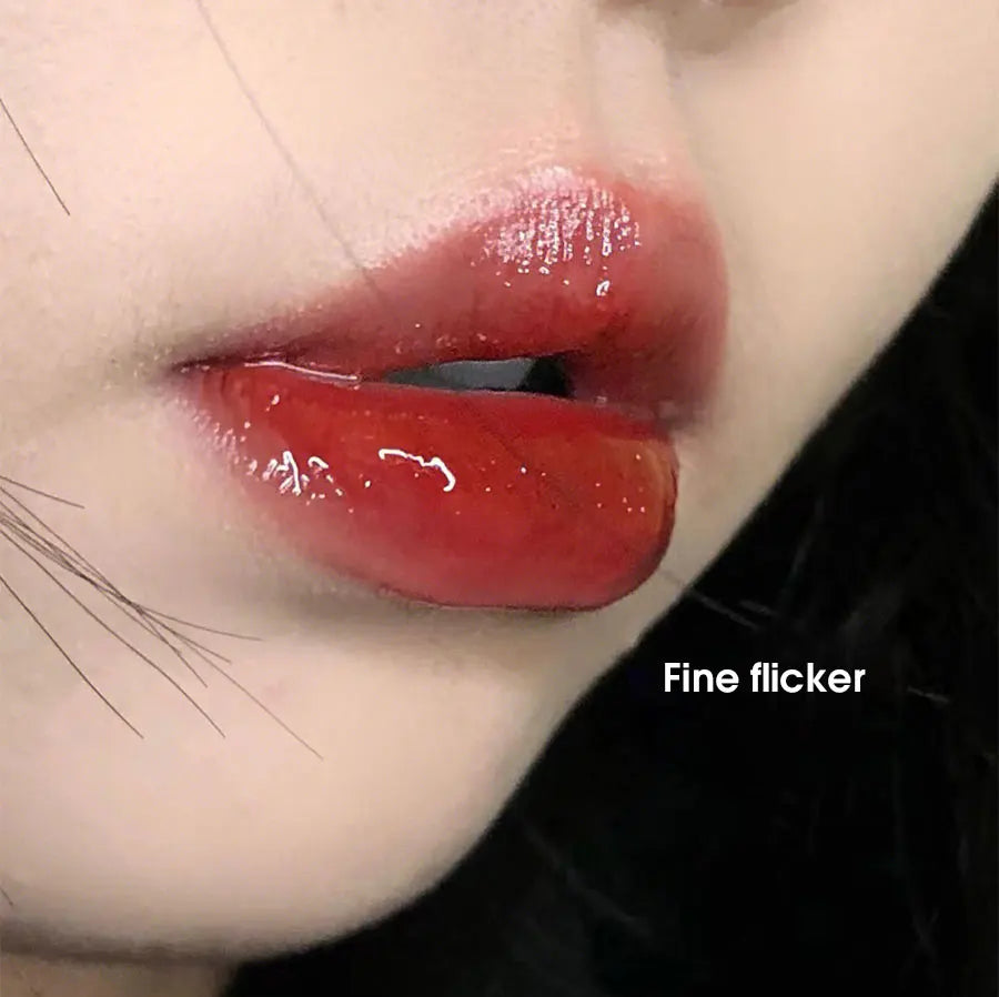 Cotton candy Lip Oil Lip Gloss Moisturizes hydrating water mirror fine shimmering transparent glass toot lips