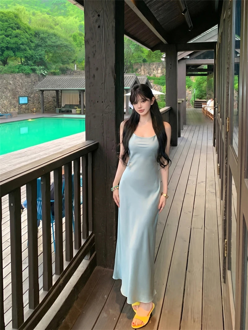 Sexy Retro V-Neck Strap Dress Women's Slim Fit Long Skirt High Waist Summer Design Sensation Lady Style Comfortable Breathable
