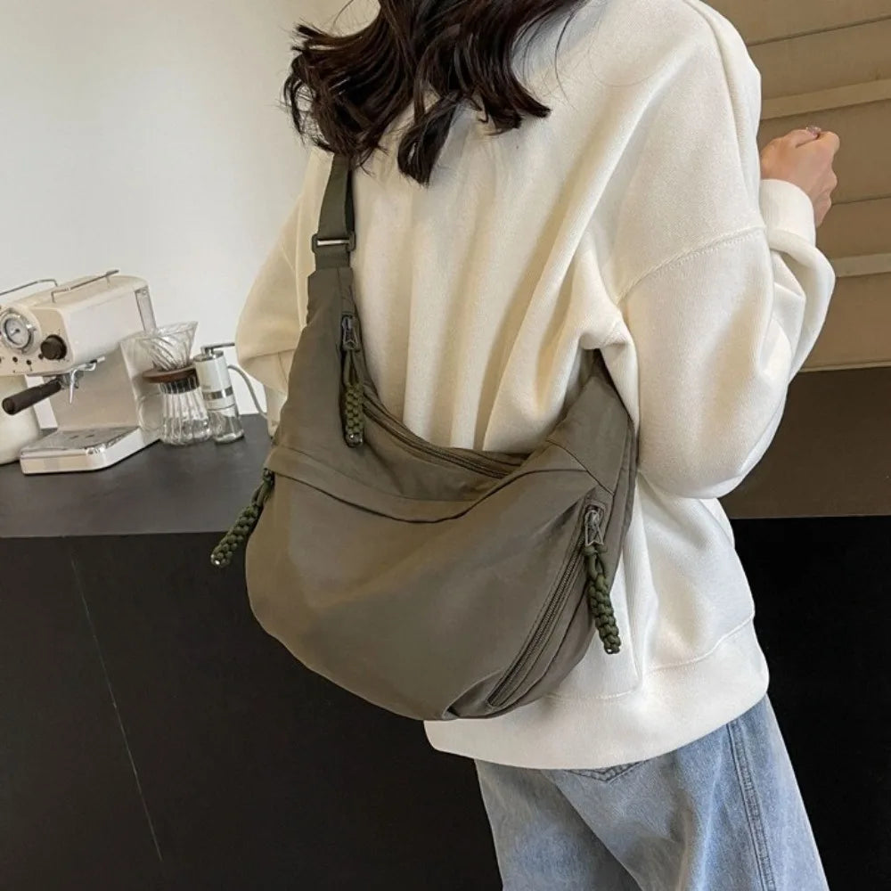 Nylon Crossbody Bags Large Capacity Korean Simplified Shoulder Bag Lightweight Solid Color Dumpling Bag Travel Sports Hobos Bag