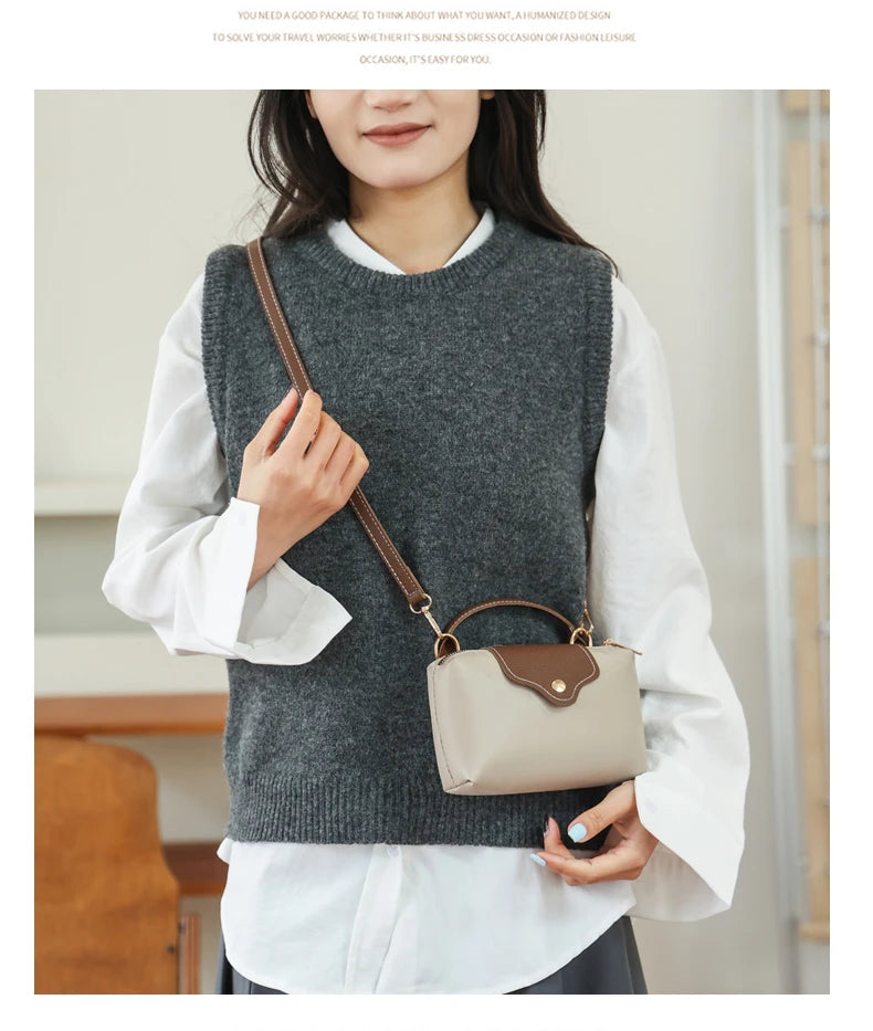 Fashionable and trendy one-shoulder bag, retro crossbody bag, simple and elegant small square bag for women.