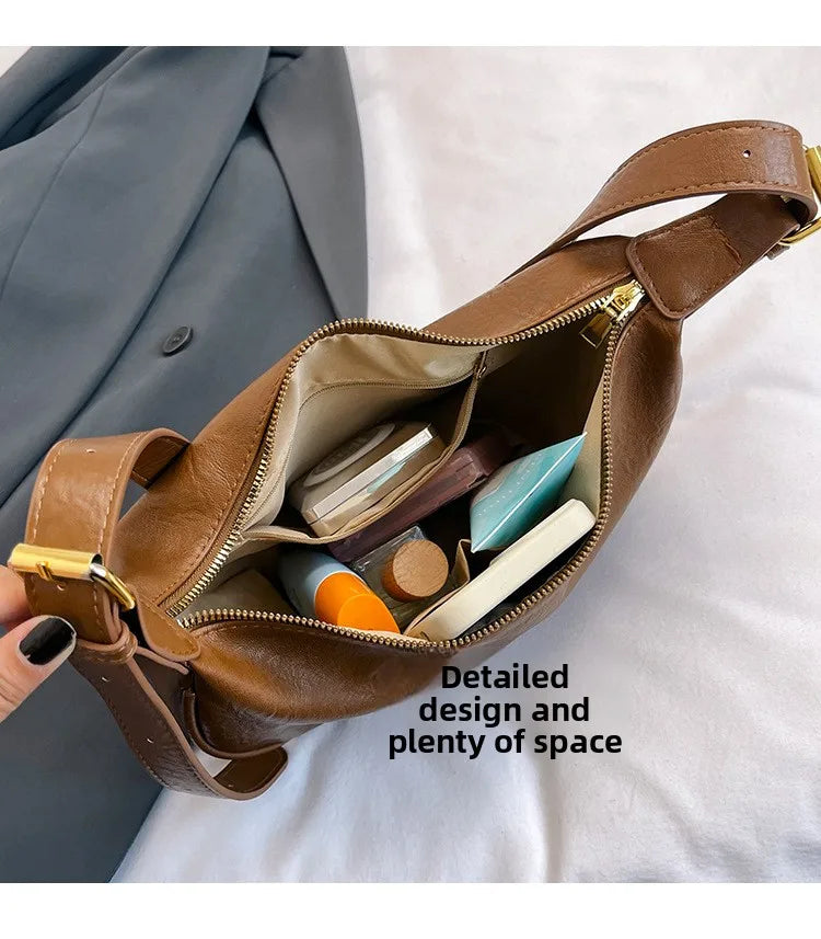 Women Vintage Soft Leather Dumpling Bag Fashion Adjustable Strap Crossbody Bag Large Capacity Crescent Shoulder Purse for Daily