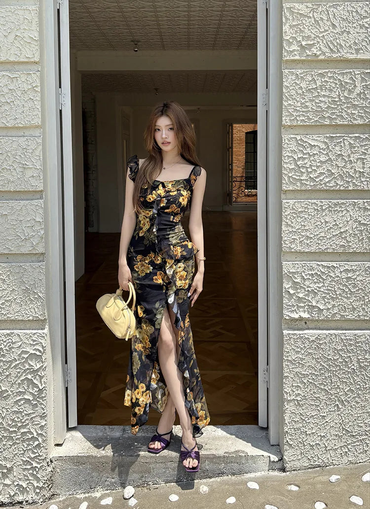 Summer 2026 Women's Long Sleeveless Dress Halter Neck Print Gauze Edge Split Fashionable Slim Fit Street Style High Waist