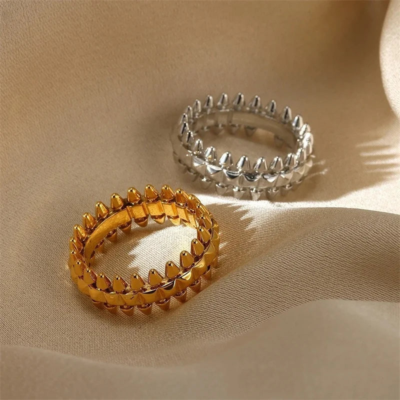 Riveted Bullet Stainless Steel Rings For Women/Man Punk Gold Color Creative Ring Broad Surface Finger Jewelry Gift ps038