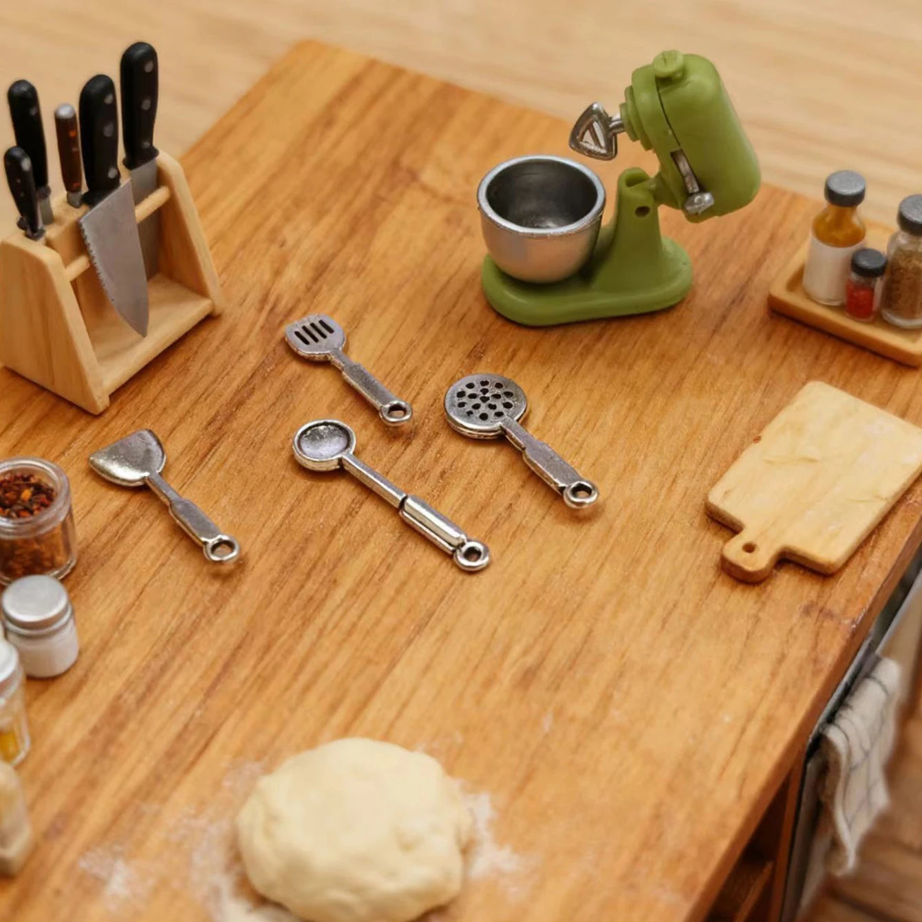 1 juego de miniatura de licuadora para escena de cocina de decoración navideña, coleccionable para entusiastas de las miniaturas, accesorios de fotografía