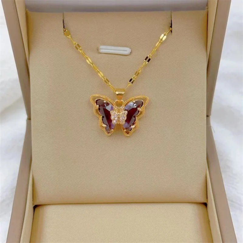 Fashionable European and American Micro-inlaid Cute Butterfly Necklace Classic Retro Light Luxury Stainless Steel Clavicle Chain