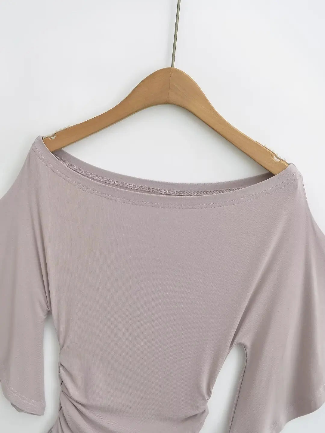 Korean style Women Summer Sexy Bat Sleeve Slash Neck Off Shoulder T-shirt Cinching Waist Solid Slim Top
