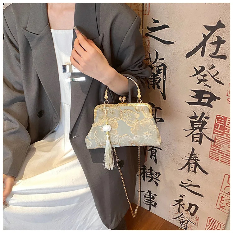 Chinese Style Embroidered Shoulder Bag Elegant Handbag Retro Small Square Bag Wedding Party Luxury Designer Women Evening Clutch