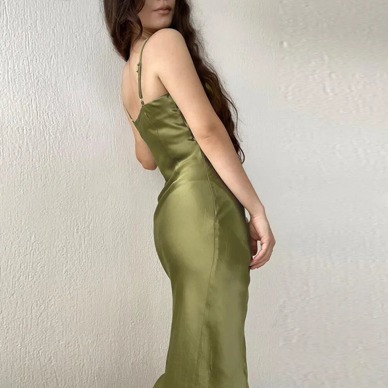 Women's Spring New Strap Women's Dress, European and American High End Sexy Spicy Girl, Low Cut Satin Split Back