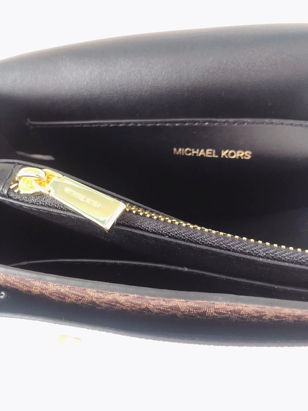 Michael Kors Women's Luxury Design Shoulder Bag Classic Fashion Crossbody High Quality for Casual Or Business Wear Handbag