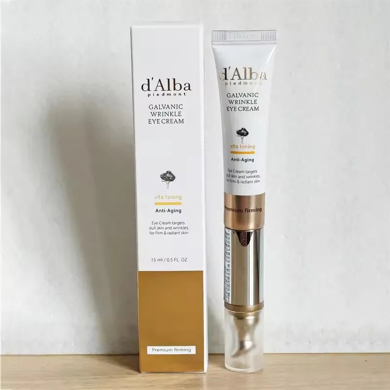 Fashion D‘alba White Truffle Essence Spray Hydrates Moisturizes Relieves Dryness Soothes and Sensitivity Firms Brighten Skincare