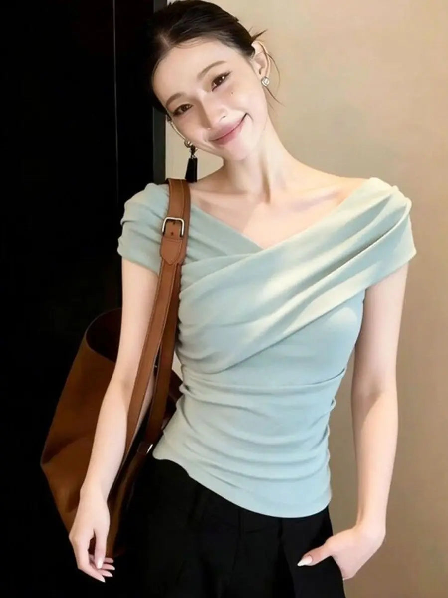 Summer New Style Women's T-shirt V-neck Short-sleeve Design Sense Expose Clavicle Fashionable Subtle Mechanism Maturity Atmos...